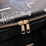 ⁦Sac à dos Coiffeur avec des Support pour Tondeuses et Outils Professionnels - حقيبة اغراض الحلاق⁩ - الصورة ⁦5⁩