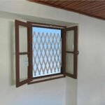 ⁦Barrière de sécurité pliable en bois pour Enfant - حاجز حماية للأطفال متعدد الإستعمالات⁩ - الصورة ⁦6⁩