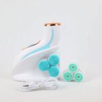 ⁦Brosse Nettoyante Électrique Cnaier AE-8788 3 Têtes Rotatives Recharge USB - جهاز تنظيف البشرة بعمق⁩ - الصورة ⁦5⁩