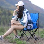 ⁦Chaise Pliante Portable avec Accoudoir Porte-Gobelet et Sac de Transport⁩ - الصورة ⁦2⁩