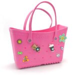 ⁦Crocs Sac fourre-tout de plage pour femmes imperméable - حقيبة نسائية للنزهات⁩ - الصورة ⁦4⁩