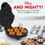 ⁦Mini machine à donuts avec surface antiadhésive pour 7 beignets - ماكينة تحضير الدونات⁩ - الصورة ⁦7⁩