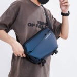 ⁦Sac de Poitrine Fashion Bag pour hommes avec bandoulière LX066 - حقيبة أغراض رجالية⁩ - الصورة ⁦4⁩