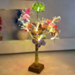 ⁦Lampe de Table Fleurs Colorés avec LED – مصباح طاولة للديكور⁩ - الصورة ⁦4⁩