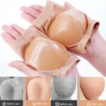 ⁦Paires de chaussettes hydratantes pour le traitement du talon fissuré⁩ - الصورة ⁦3⁩