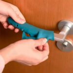 ⁦Poignée de porte en silicone avec ventouse pour absorber le choc 1Pcs - مقبض من سيليكون لحماية الحائط⁩ - الصورة ⁦3⁩