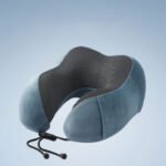 ⁦Kit de voyage 3in1 Oreiller en mousse à mémoire de forme en forme de U avec Bouchon d'oreille et Bandeau Yeux⁩ - الصورة ⁦3⁩