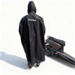 ⁦Combinaison de Protection Moto Imperméable V2  – معطف واقي من المطر لسائقي الدراجات⁩ - الصورة ⁦4⁩