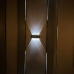 ⁦Lampe Solaire Murale 8LED avec Détection de Mouvement Auto 1Pcs⁩ - الصورة ⁦2⁩