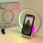 ⁦Lampe de chevet avec chargeur sans fil, haut-parleurs Bluetooth rechargeables  support de charge rapide, 15W⁩ - الصورة ⁦5⁩