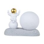 ⁦veilleuse en forme d'astronaute luminaire décoratif⁩ - الصورة ⁦4⁩