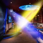 ⁦Projecteur jeux de lumiere RGB Laser rotatif  6en1 effets Stroboscope⁩ - الصورة ⁦5⁩