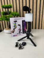 ⁦Kit de Vlogging pour smartphone et appareil photo avec microphone et LED RGB⁩ - الصورة ⁦5⁩