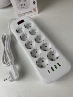 ⁦Rallonge Multiprise 10 Prises et 4 Ports USB Haute Puissance 3250W – مقبس طاقة متعدد المنافذ⁩ - الصورة ⁦4⁩