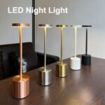 ⁦Lampe de table LED tactile rechargeable 3 couleurs design classique - مصباح ديكور بعدة درجات ضوئية⁩ - الصورة ⁦2⁩