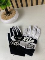 ⁦Gants Fox Racing pour motocross, tactiles – قفازات فوكس ريسينغ للدراجات النارية⁩ - الصورة ⁦4⁩
