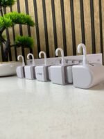 ⁦Support mural pour balai avec Crochets pour serpillière - حامل مكنسات التنظيف⁩ - الصورة ⁦2⁩