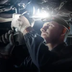 ⁦Lampe Frontale LED Rechargeable avec UV SQ-818-UV - مصباح الرأس القابل للشحن بإضاءة مزدوجة⁩ - الصورة ⁦8⁩