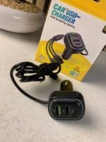 ⁦Chargeur de voiture à 3 ports avec câble de charge 3 en 1 intégré (Lightning/Type-C/Micro USB) - شاحن سيارة⁩ - الصورة ⁦5⁩