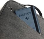 ⁦Porte-passeport en cuir à bande élastique - حافظة جواز سفر جلدية مزودة بشريط مطاطي⁩ - الصورة ⁦8⁩