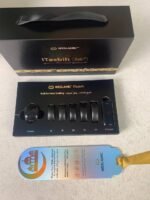 ⁦Anneau de Zikr Étanche avec Écran OLED iTasbih Faith+ Black - خاتم التسبيح الذكي المقاوم للماء بـ5 مقاسات⁩ - الصورة ⁦3⁩
