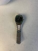 ⁦Montre Élégante avec Cadran en Calligraphie Arabe (3D Relief) - ساعة يد كلاسيكية بالخط العربي ثلاثي الأبعاد D⁩ - الصورة ⁦7⁩