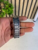 ⁦Montre Élégante avec Cadran en Calligraphie Arabe (3D Relief) - ساعة يد كلاسيكية بالخط العربي ثلاثي الأبعاد D⁩ - الصورة ⁦3⁩