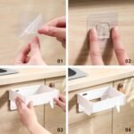 ⁦Support de Sac Poubelle Mural et Pliable Fixation Autocollante sans Perçage - حامل وموزع أكياس القمامة الجداري⁩ - الصورة ⁦9⁩