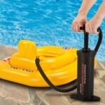 ⁦Pompe À Main Double Quick III Hi-Output Intex 68605 Multi-Embouts - مضخة إنتكس اليدوية عالية الكفاءة ذات الضخ المزدوج (37 سم)⁩ - الصورة ⁦5⁩