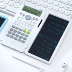 ⁦Calculatrice Scientifique 2en1 (240 Fonctions) avec Tapis d'Écriture LCD 6P et Stylet Intégré - حاسبة علمية متطورة 2 في 1 مع لوح كتابة وملاحظات⁩ - الصورة ⁦7⁩