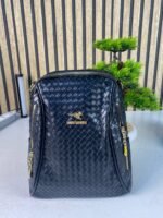 ⁦Sac à Dos Femme en Cuir Tressé Élégant avec Ceinture D'Épaule Convertible - حقيبة ظهر جلدية للنساء بتصميم فاخر⁩ - الصورة ⁦3⁩