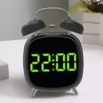 ⁦Réveil Numérique Intelligent LED Minuterie Luminescence Réglable et Port USB GHB032 - منبه رقمي ذكي مع مؤقت وإضاءة وتحكم بالصوت⁩ - الصورة ⁦6⁩