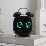 ⁦Réveil Numérique Intelligent LED Minuterie Luminescence Réglable et Port USB GHB032 - منبه رقمي ذكي مع مؤقت وإضاءة وتحكم بالصوت⁩ - الصورة ⁦2⁩